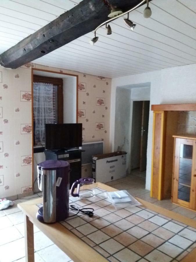 Vila Martin Saint-Gal-sur-Sioule Exteriér fotografie